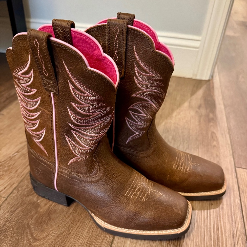 Ariat Girls Cowgirl Boots Sz 3